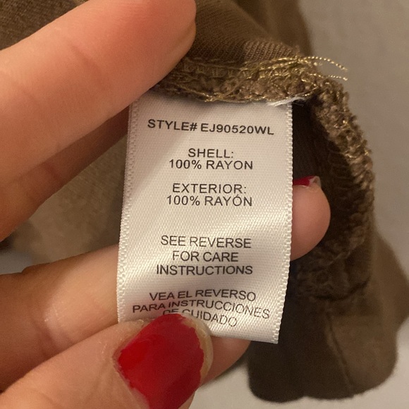 En Creme linen vest with pockets size small - Picture 5 of 6